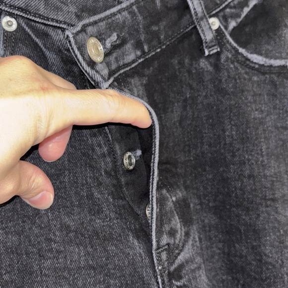 ABERCROMBIE & FITCH The Dad High Rise Jeans in Black - Picture 8 of 8